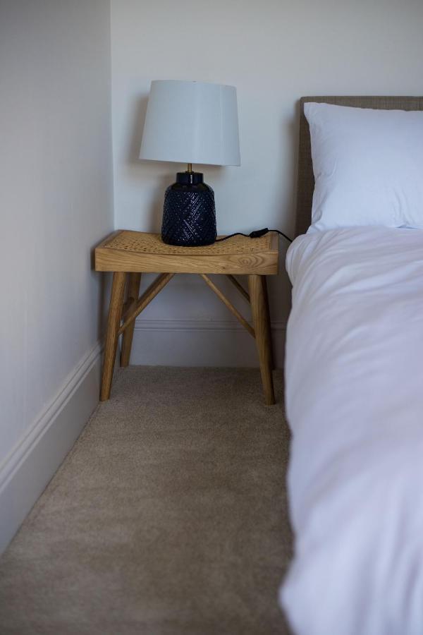 브리스틀 Amazing New 3 Double Bed House In Staple Hill! 아파트 외부 사진