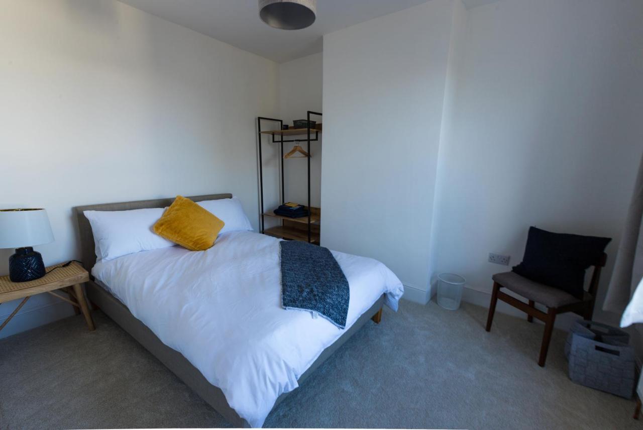 브리스틀 Amazing New 3 Double Bed House In Staple Hill! 아파트 외부 사진