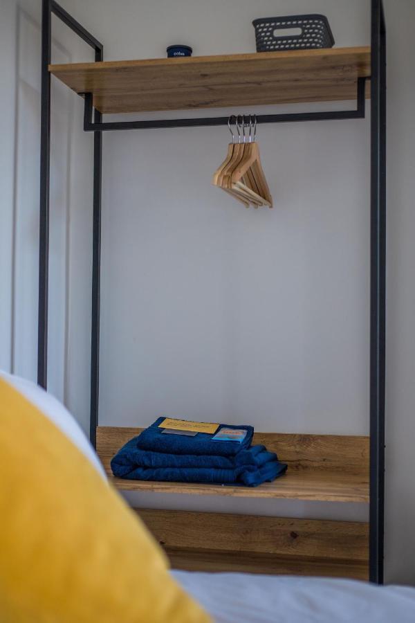 브리스틀 Amazing New 3 Double Bed House In Staple Hill! 아파트 외부 사진